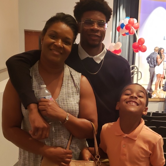 💓Meet your Posher ambassador, Simone💓 - Picture 3 of 7